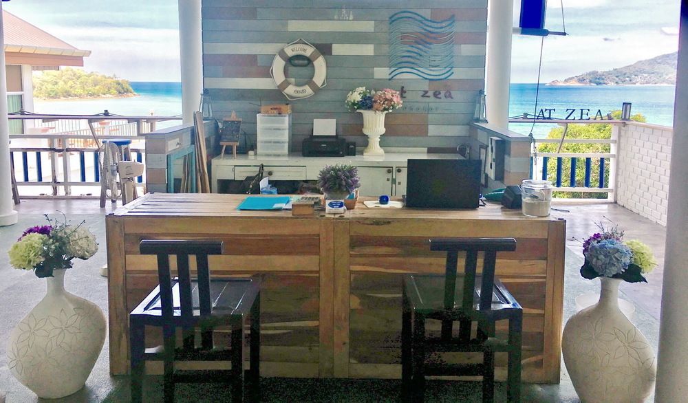 At Zea Hotel Patong Bagian luar foto