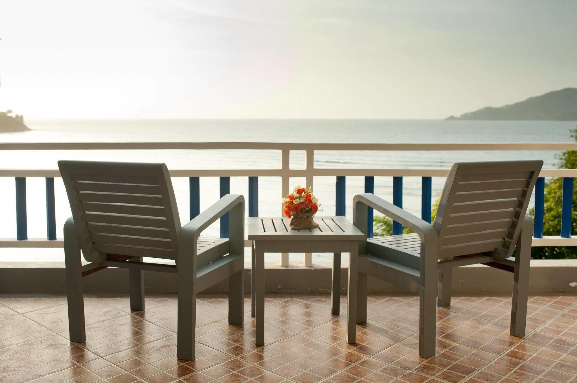 At Zea Hotel Patong Bagian luar foto